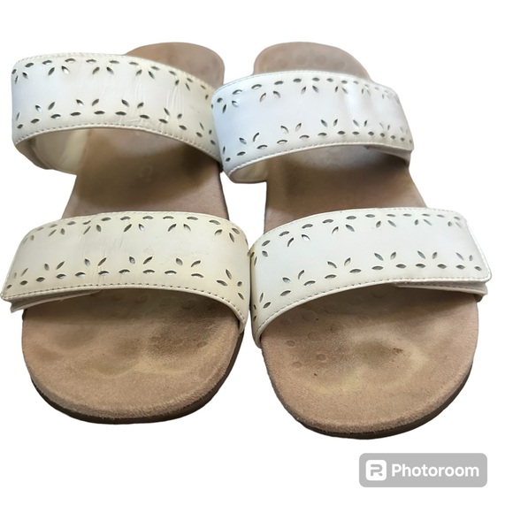 Vionic Randi Sandals White Leather Slip On Orthopedic Size 9.5 - Picture 2 of 6